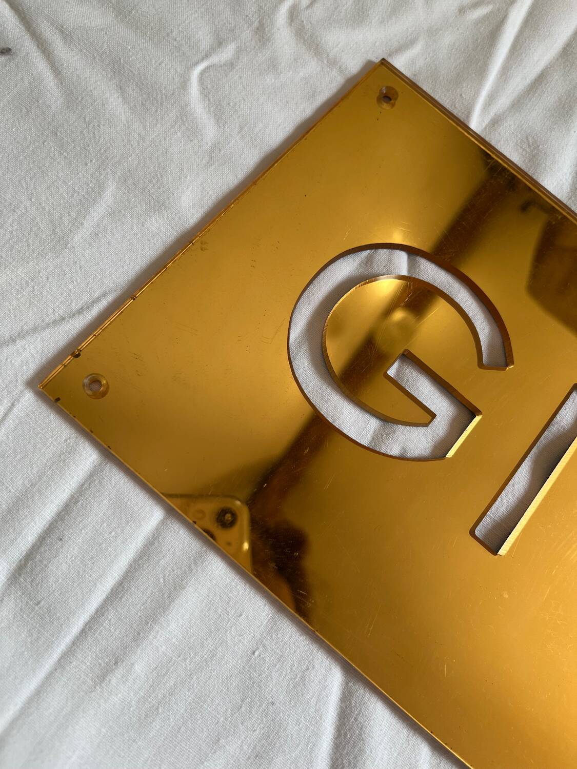 Enseigne vintage Givenchy
