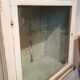 Vitrine en bois laqué et doré du 18ème siècle
