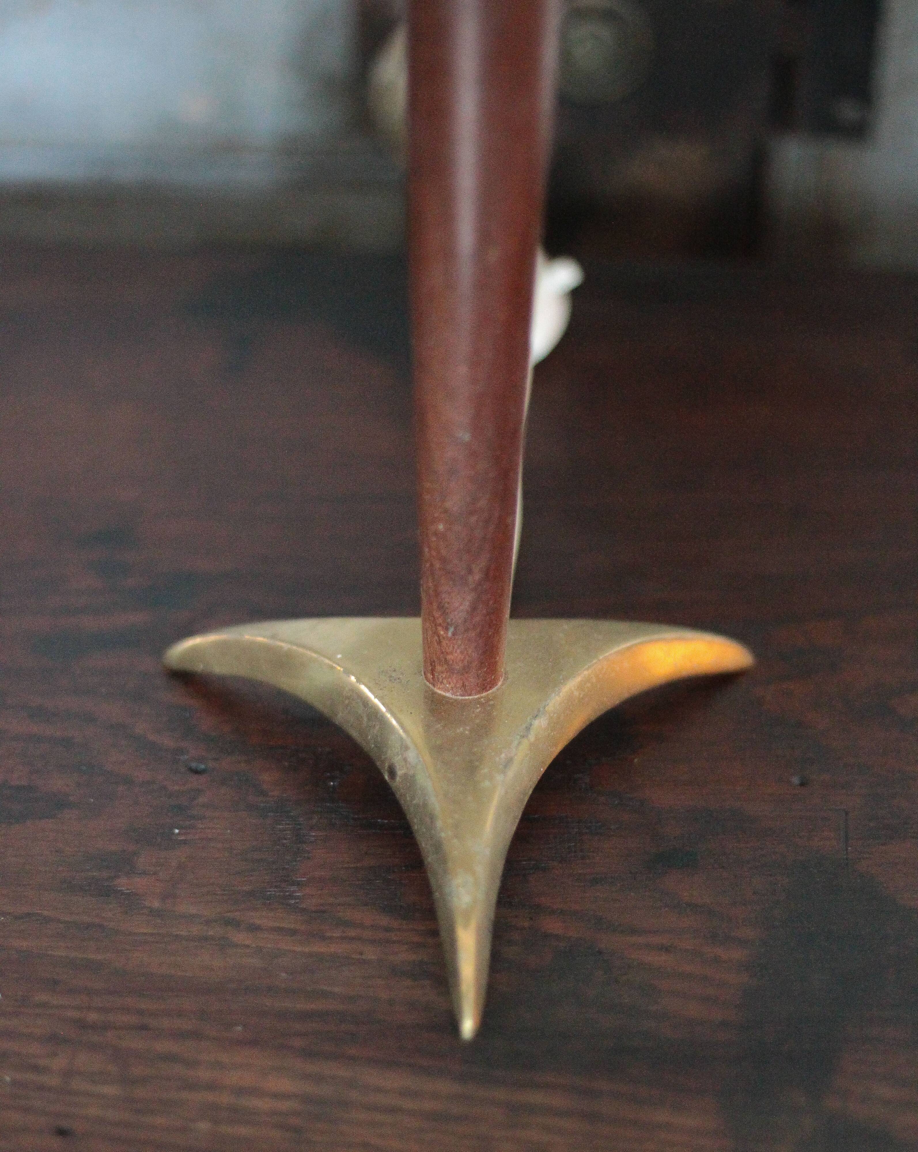 Pair of tripod lamps, 1950s design, bedside lamp, decor.