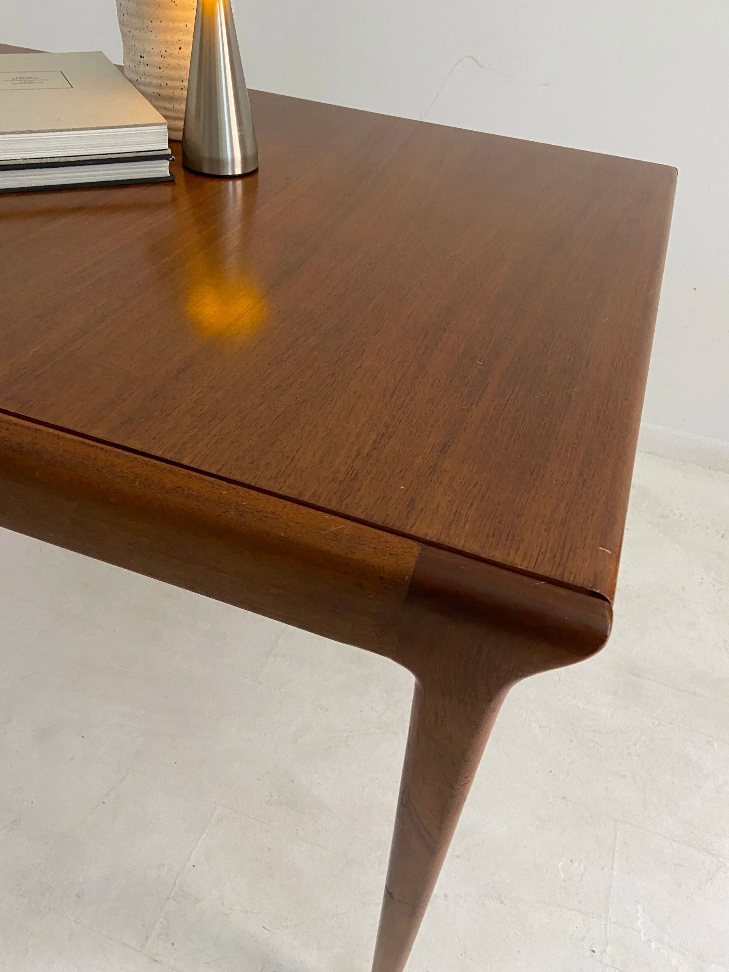 Table vintage McIntosh scandinave en teck – années 60