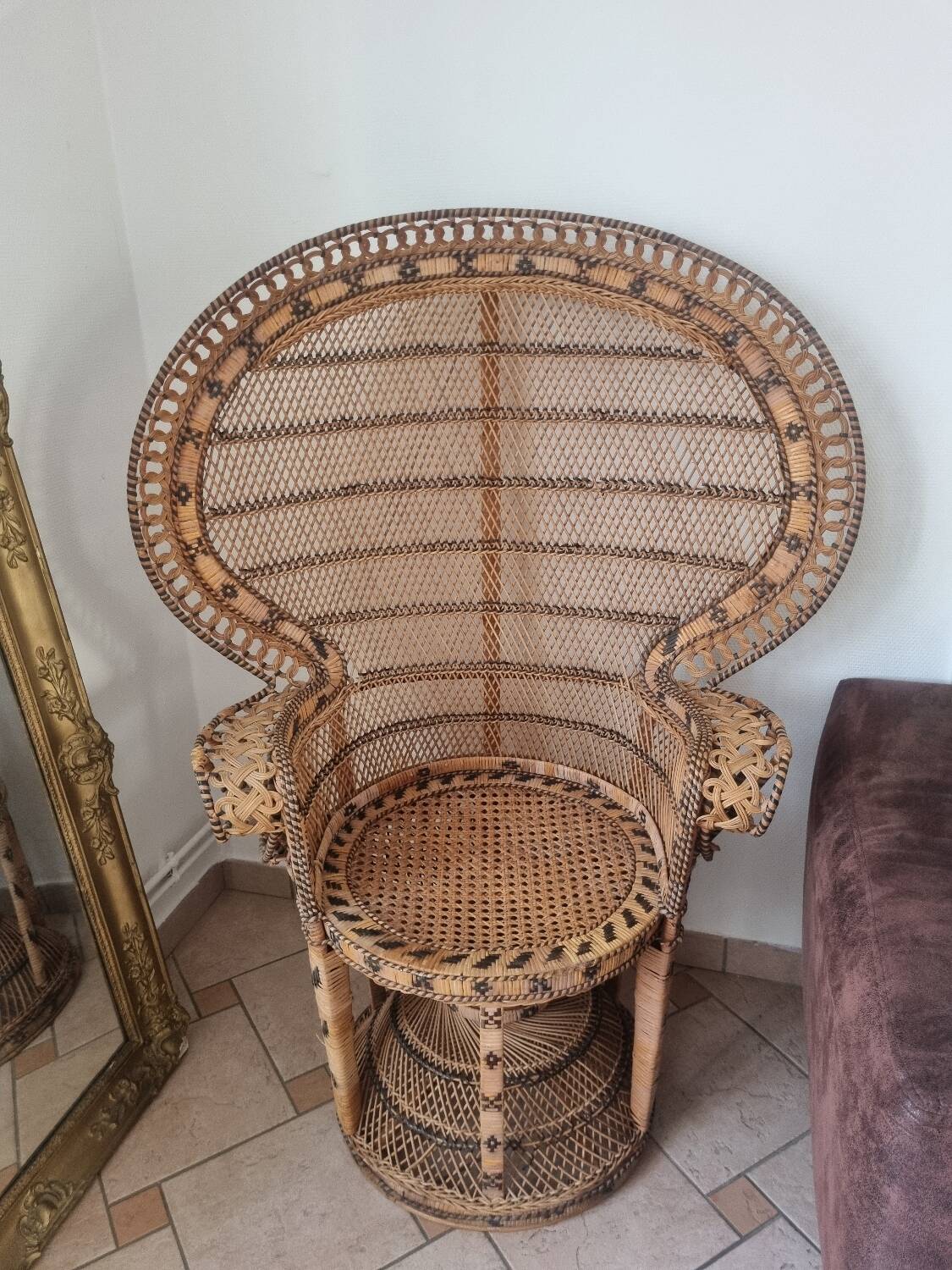 Véritable fauteuil emmanuelle