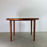 Round extending dining table in teak by Velje 1960s Denmark