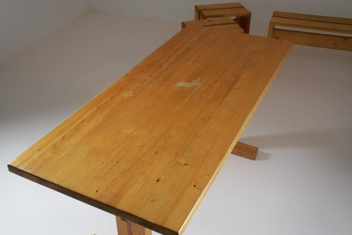 Table, bench and stools Les Arcs by Charlotte Perriand, France, 1960