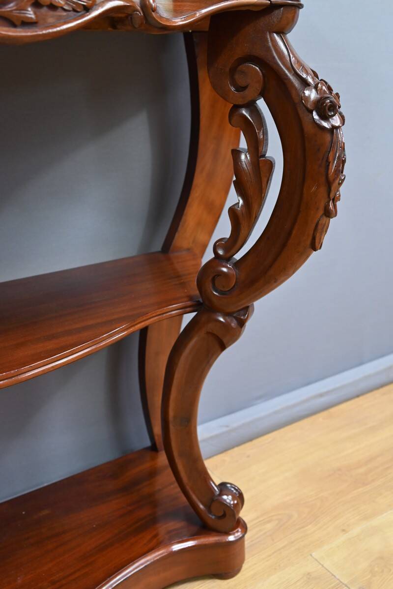 Mahogany Console, Napoleon III Period – Part 2 of the 19th Century