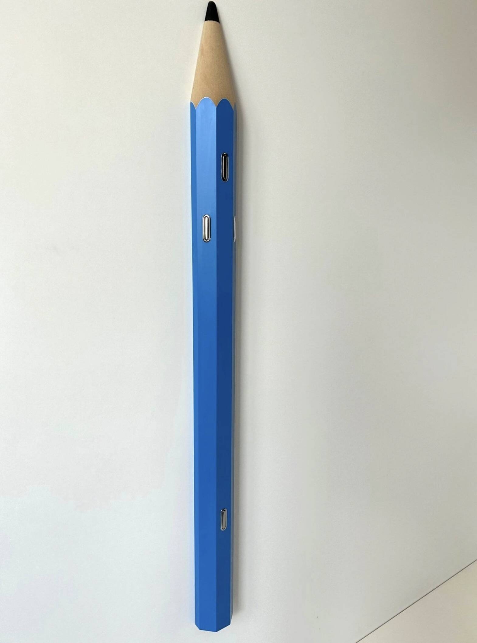 Pencil coat rack