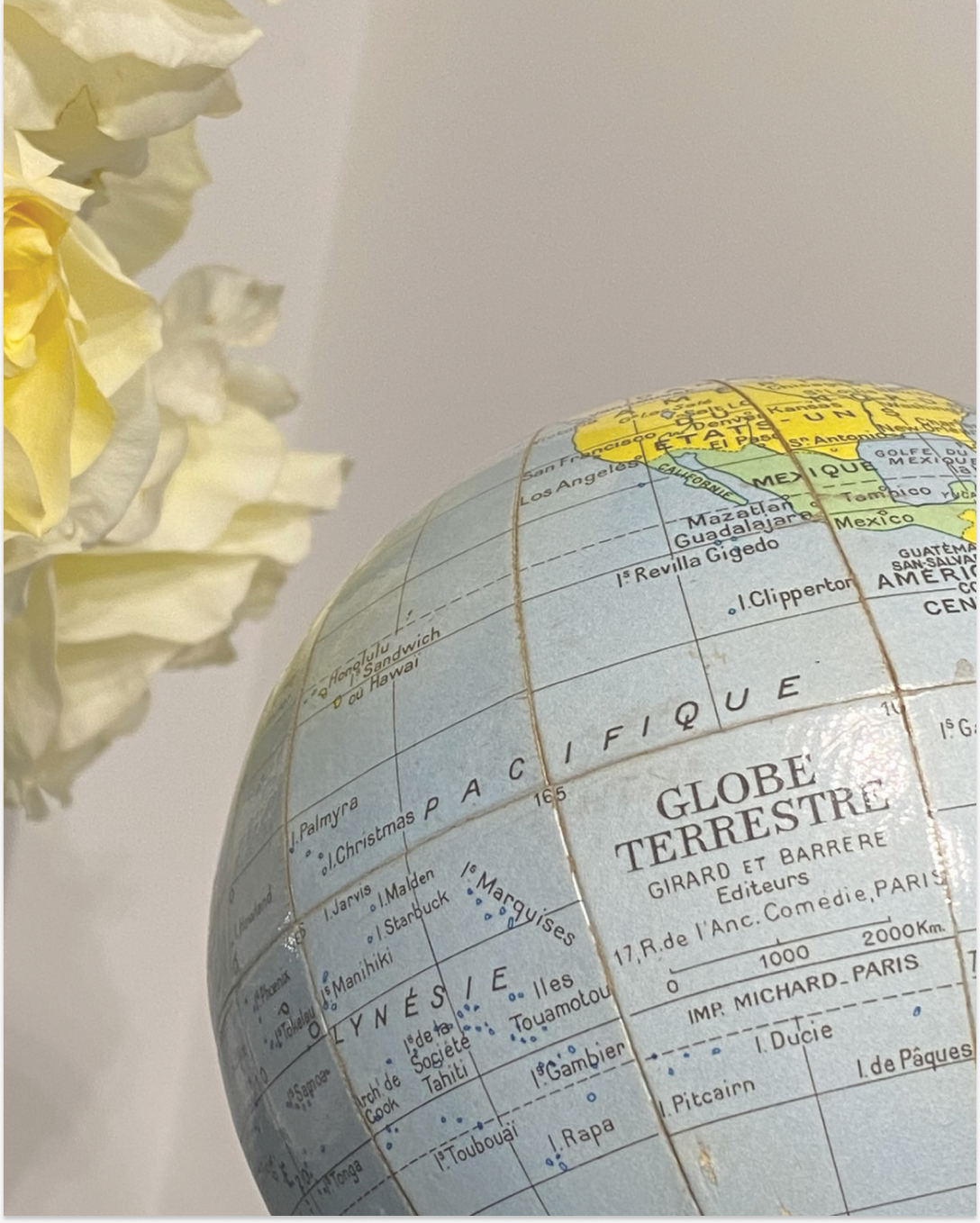 Globe Terrestre Girard and Barrère