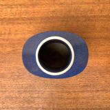 Danish mid-century porcelain vase from the Baca line with bird motif by Nils Thorsson for Aluminia Royal Copenhagen, 1960s.