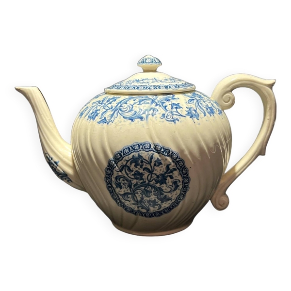 Théière en porcelaine de Gien