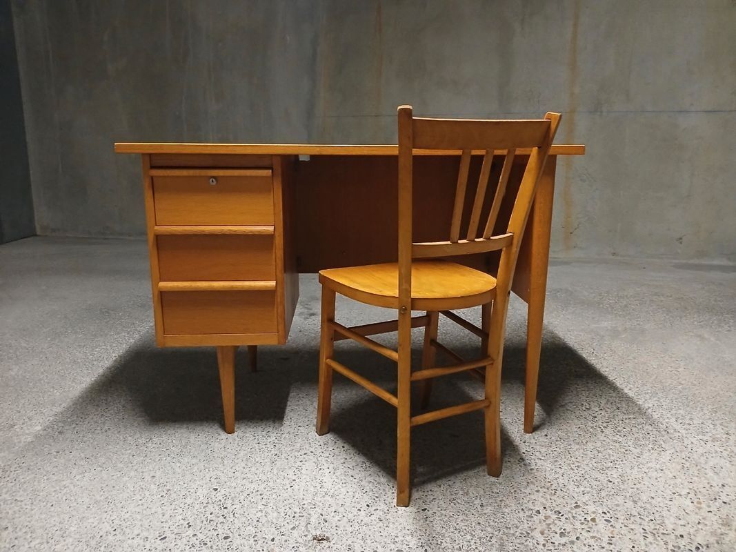 Bureau année 60 + Chaise bistro Luterna