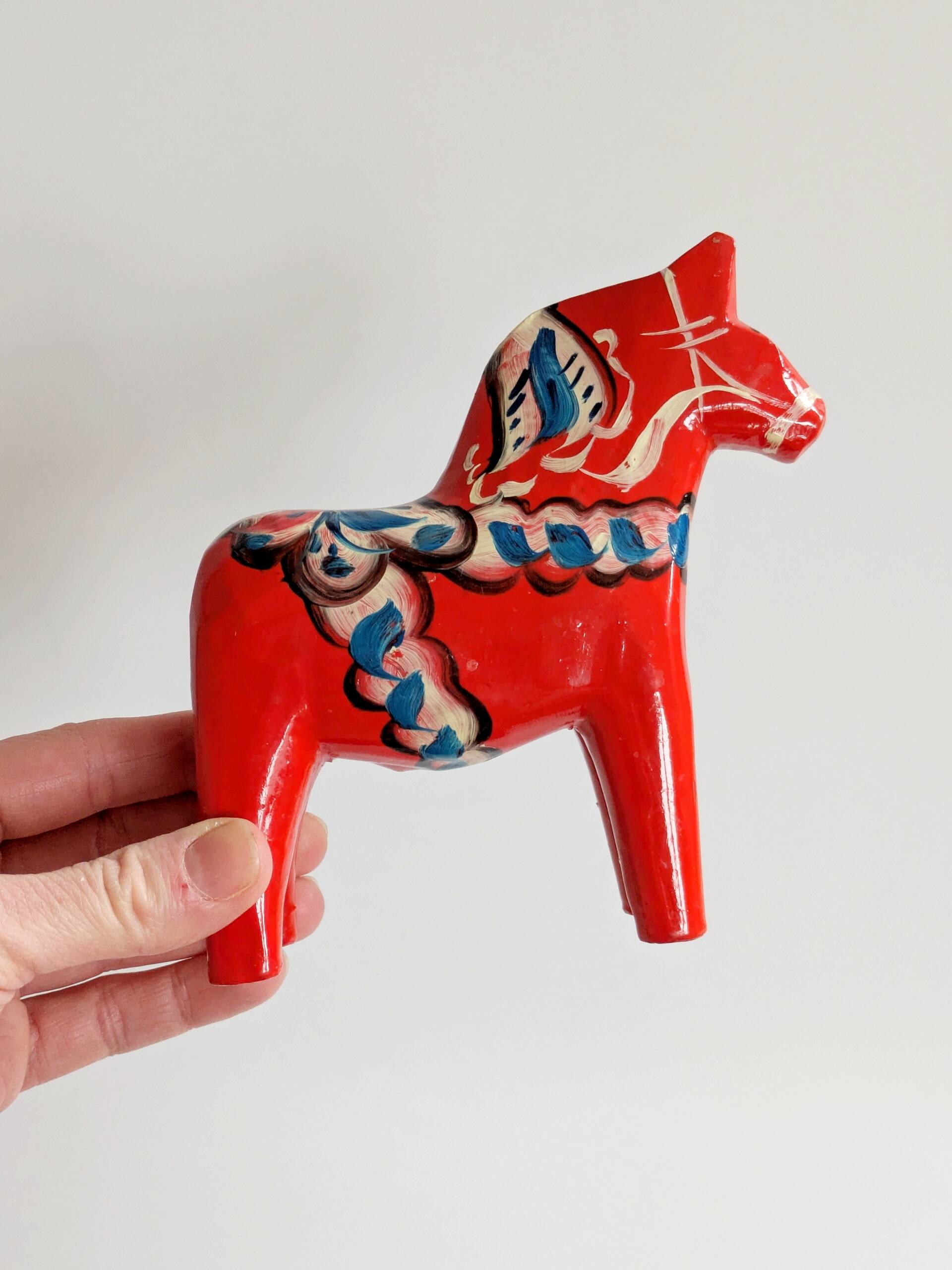 Set of 2 Vintage Swedish Dala Horses in Wood, Hand-Painted Red
