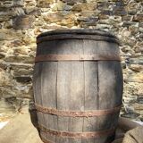 Harvest rack, wooden barrel