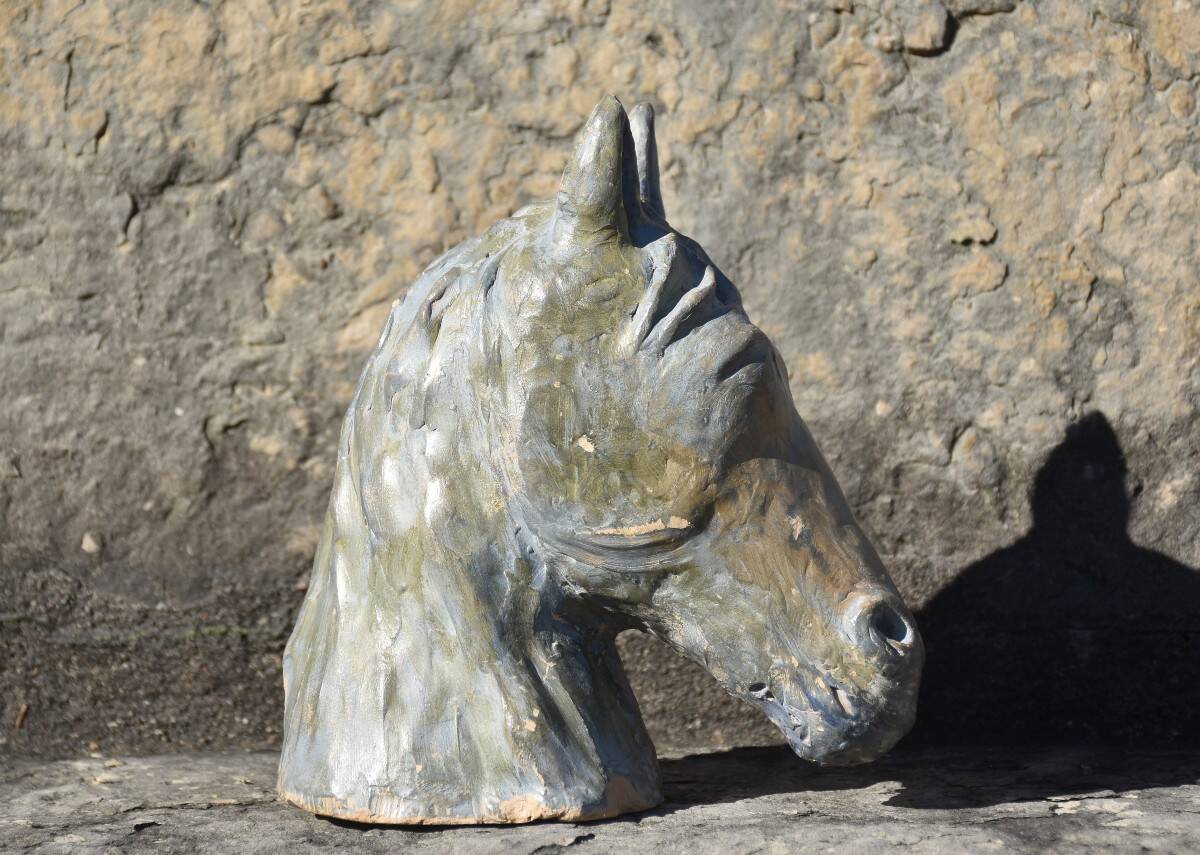 French school, Horse's head (circa 1940)