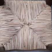 4 chaises brutalistes en bois tourné et paille