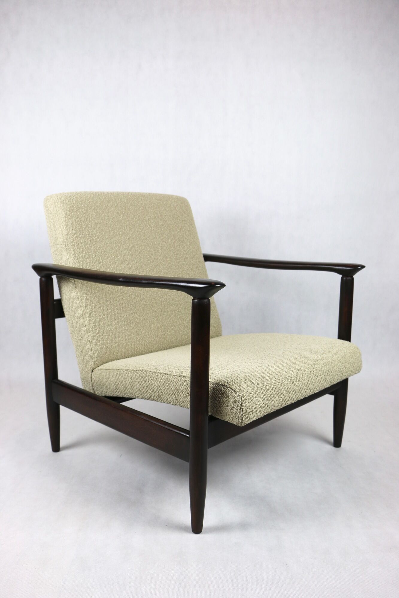 Beige Boucle GFM-142 Armchair by Edmund Homa, 1970s