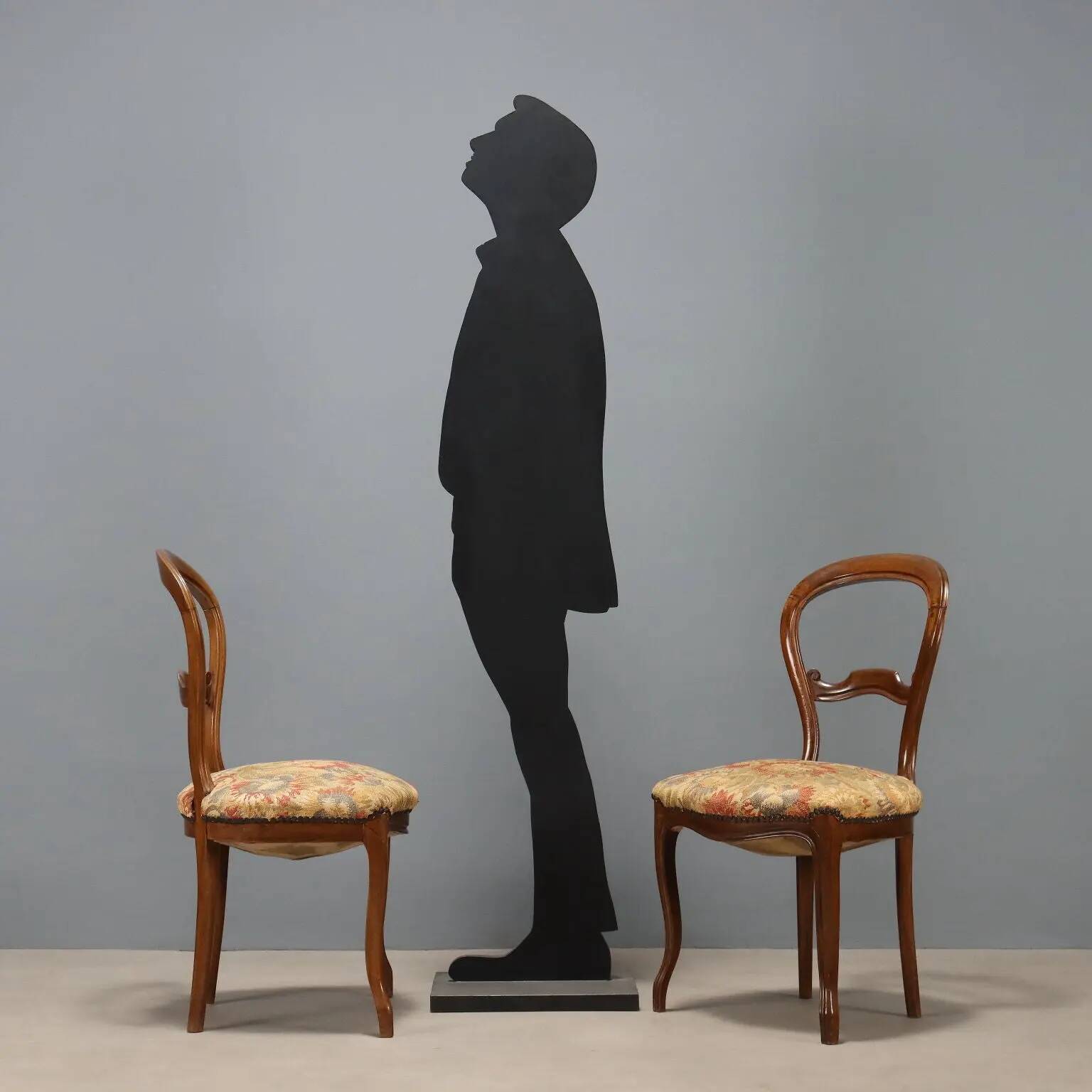 Antique Louis-Philippe walnut chairs, Italy, 19th century