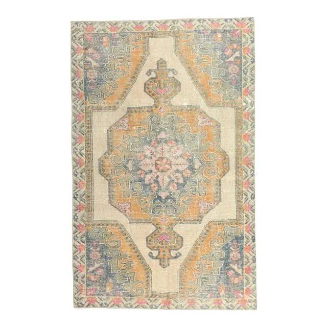 1970s vintage Turkish hand-knotted area rug 135x212