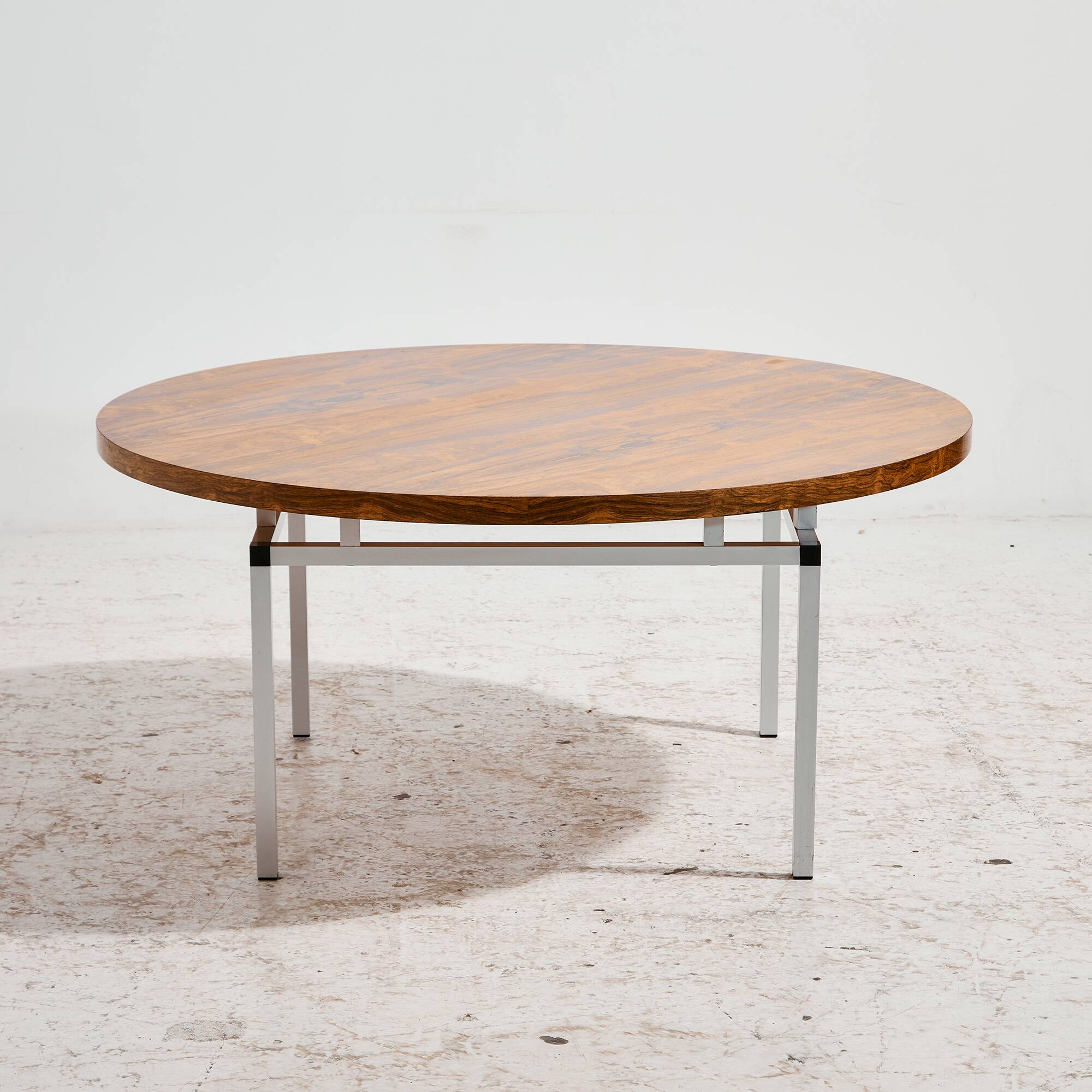 MK11142 Rosewood coffee table