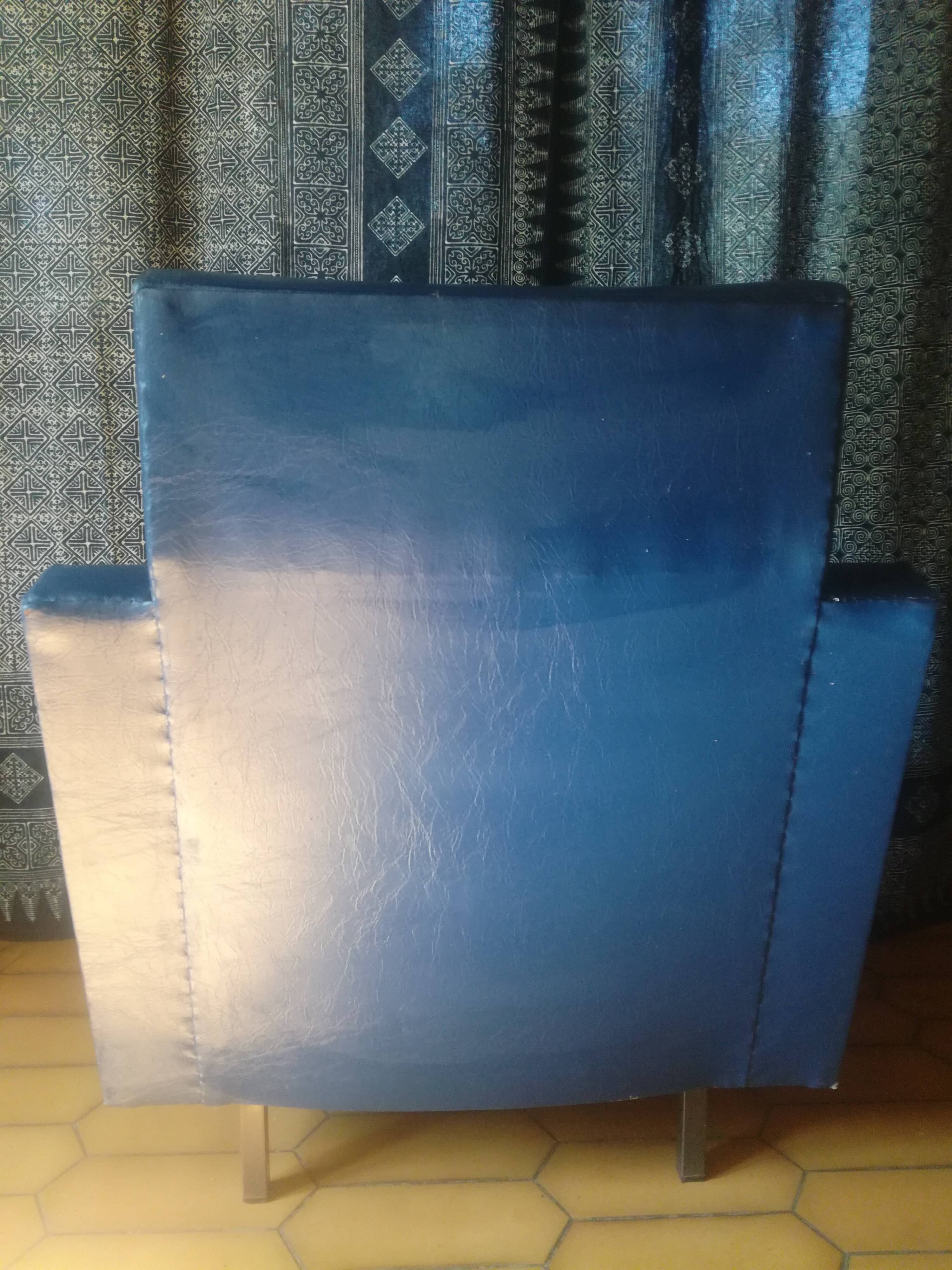 Vintage blue skai chair