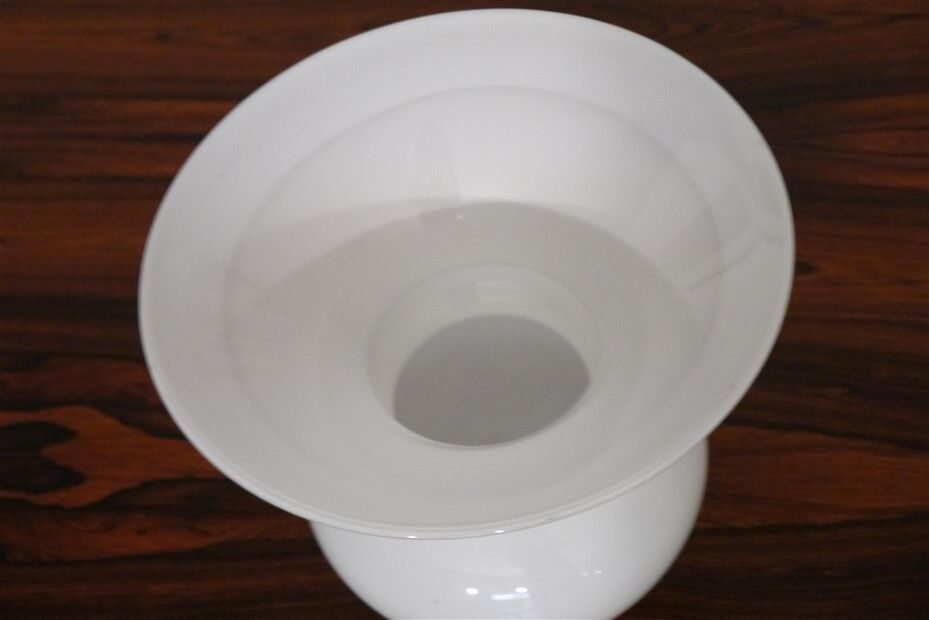 Danish vase in opaline glass 1970