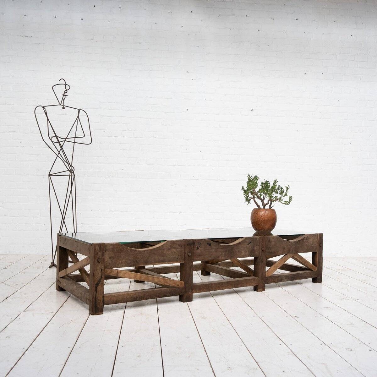 Grande table basse primitive, années 1900