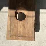 Side table in blond teak openwork tray