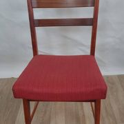 Lot de 4 chaises de salle à manger en teck – Fin XXe siècle