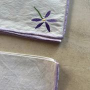 Serviettes de table broderie fleurs (lot de 4)