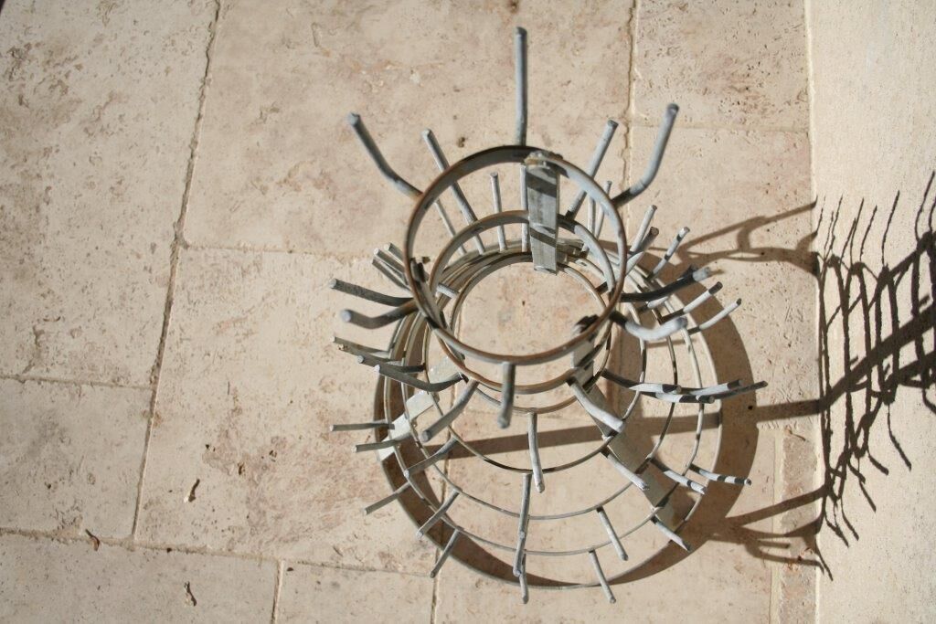 Door bottle hedgehog in zinc (former rack)