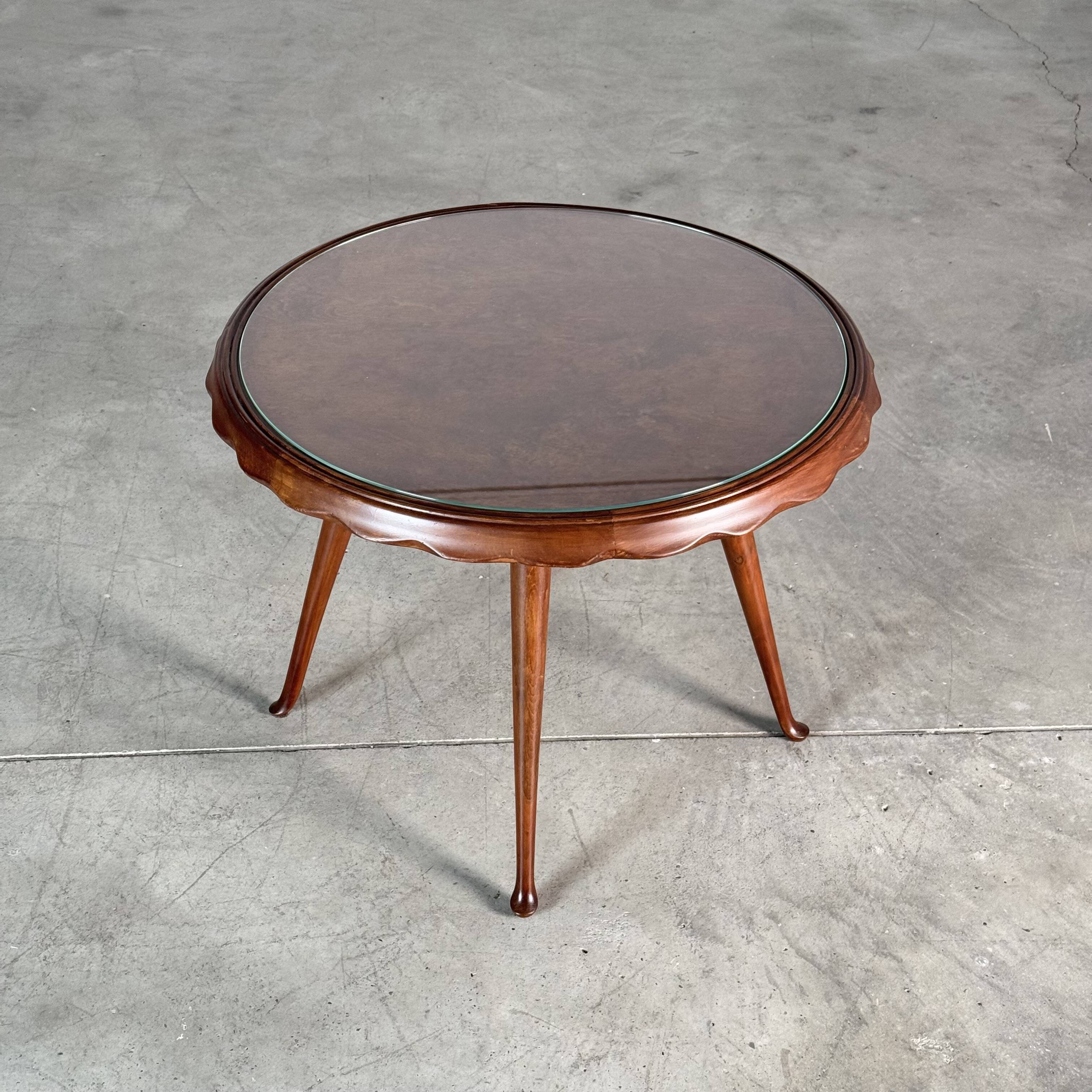 Round coffee table attributed to Paolo Buffa for Arrighi Serafino, 1950s.