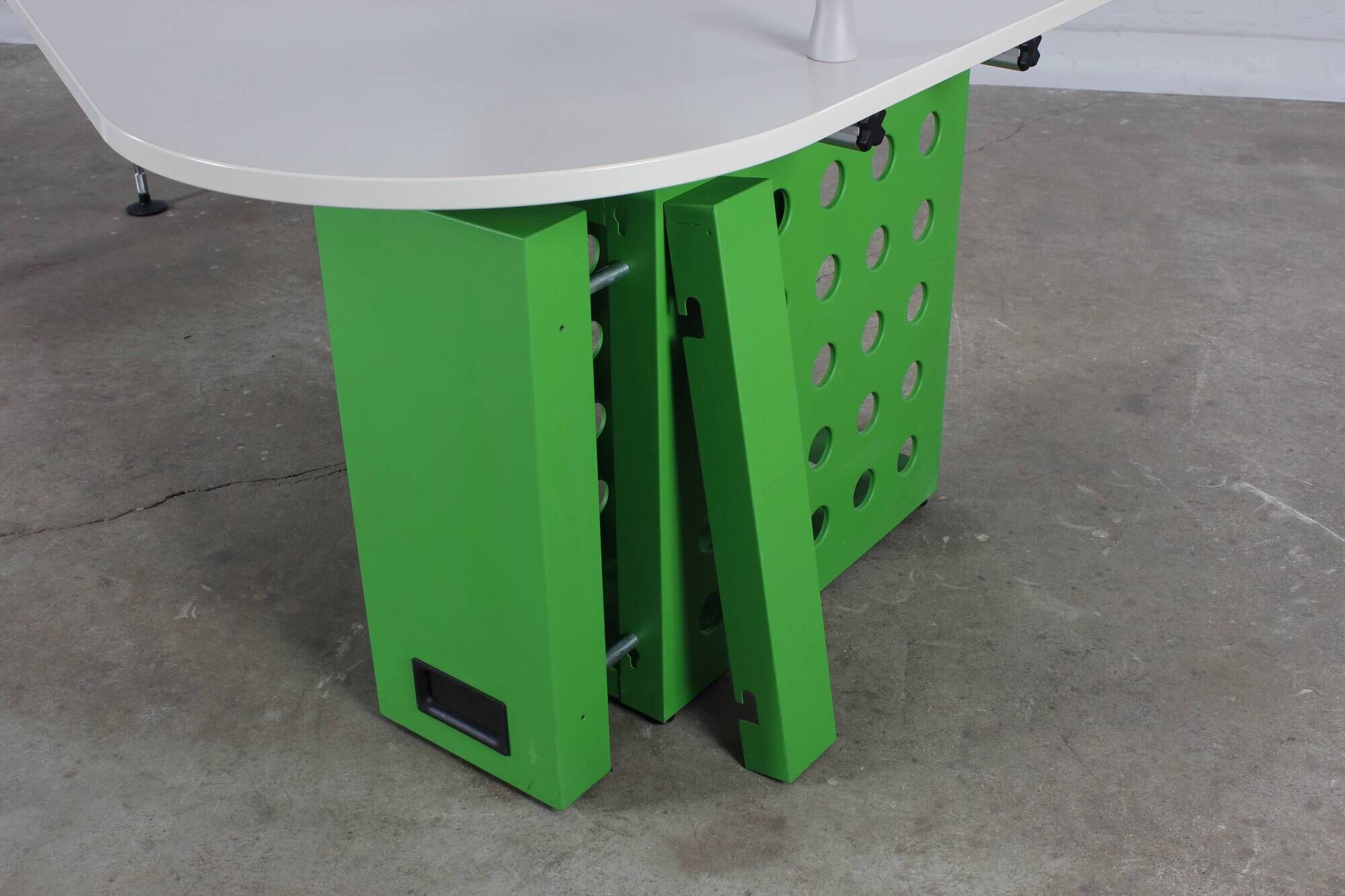 Vitra desk office table conference table Ad Hoc Citterio