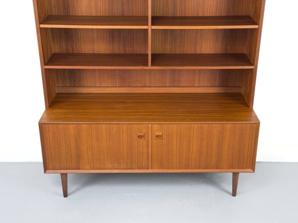 Buffet en teck avec étagère par Brouer Møbler, années 1960.