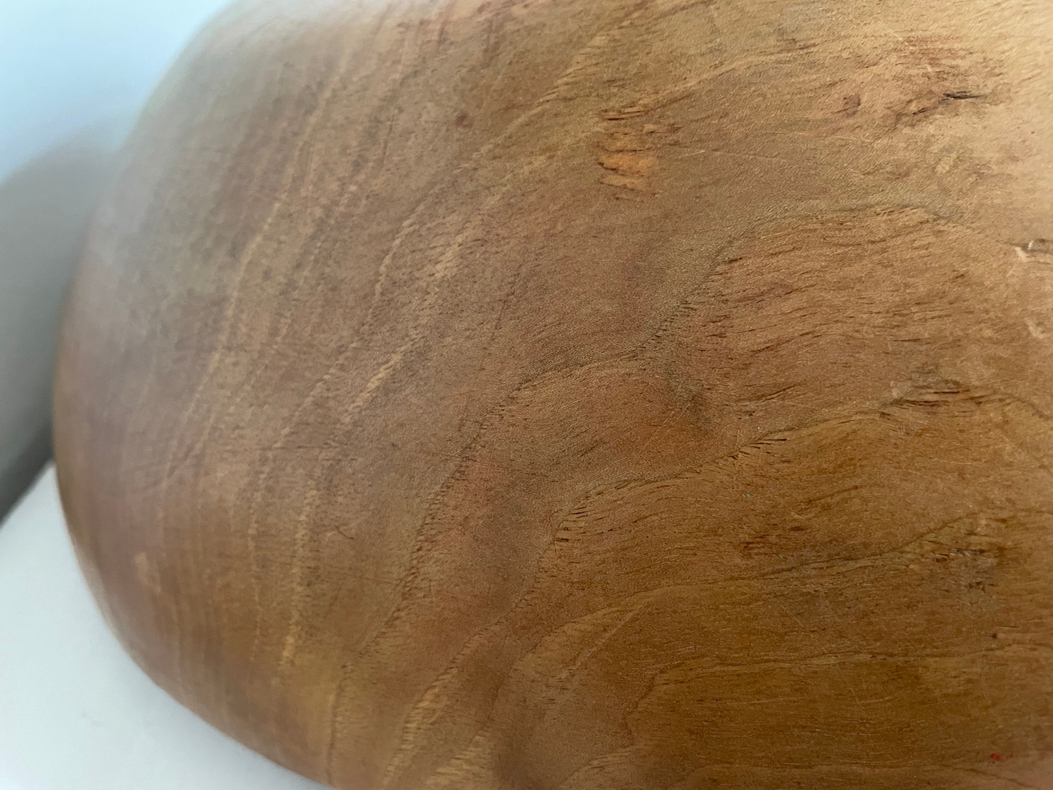 Solid wood fruit basket