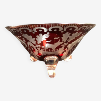 Coupe cristal de Bohème taillée rouge rubis
