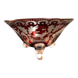 Coupe cristal de Bohème taillée rouge rubis