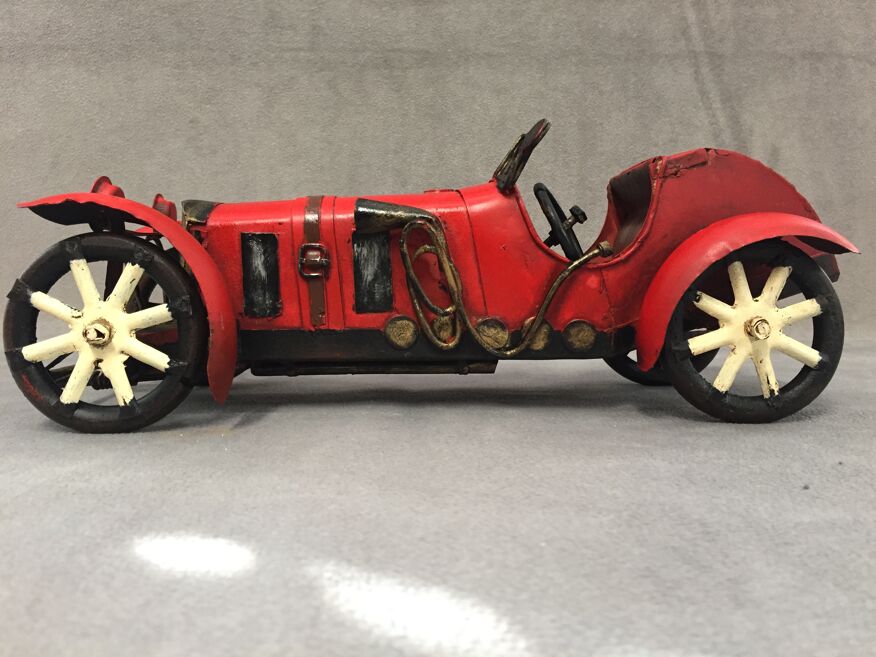 Maquette de voiture ancienne bugatti 1920 métal étain collection