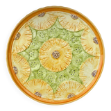 Serving dish with pineapple and kiwi glaze