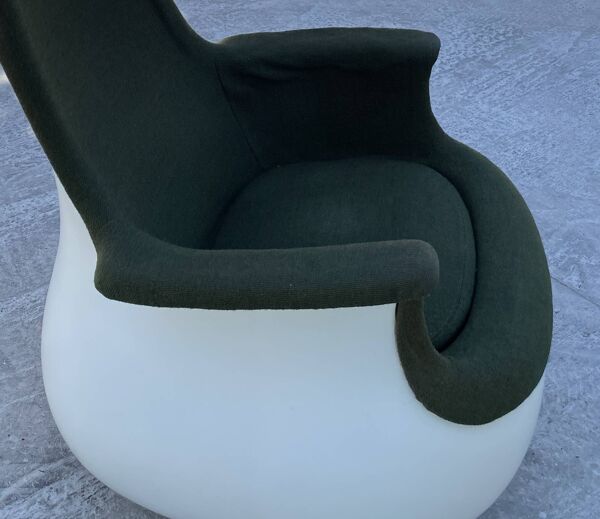 Fauteuil culbuto – dossier haut de Marc Held