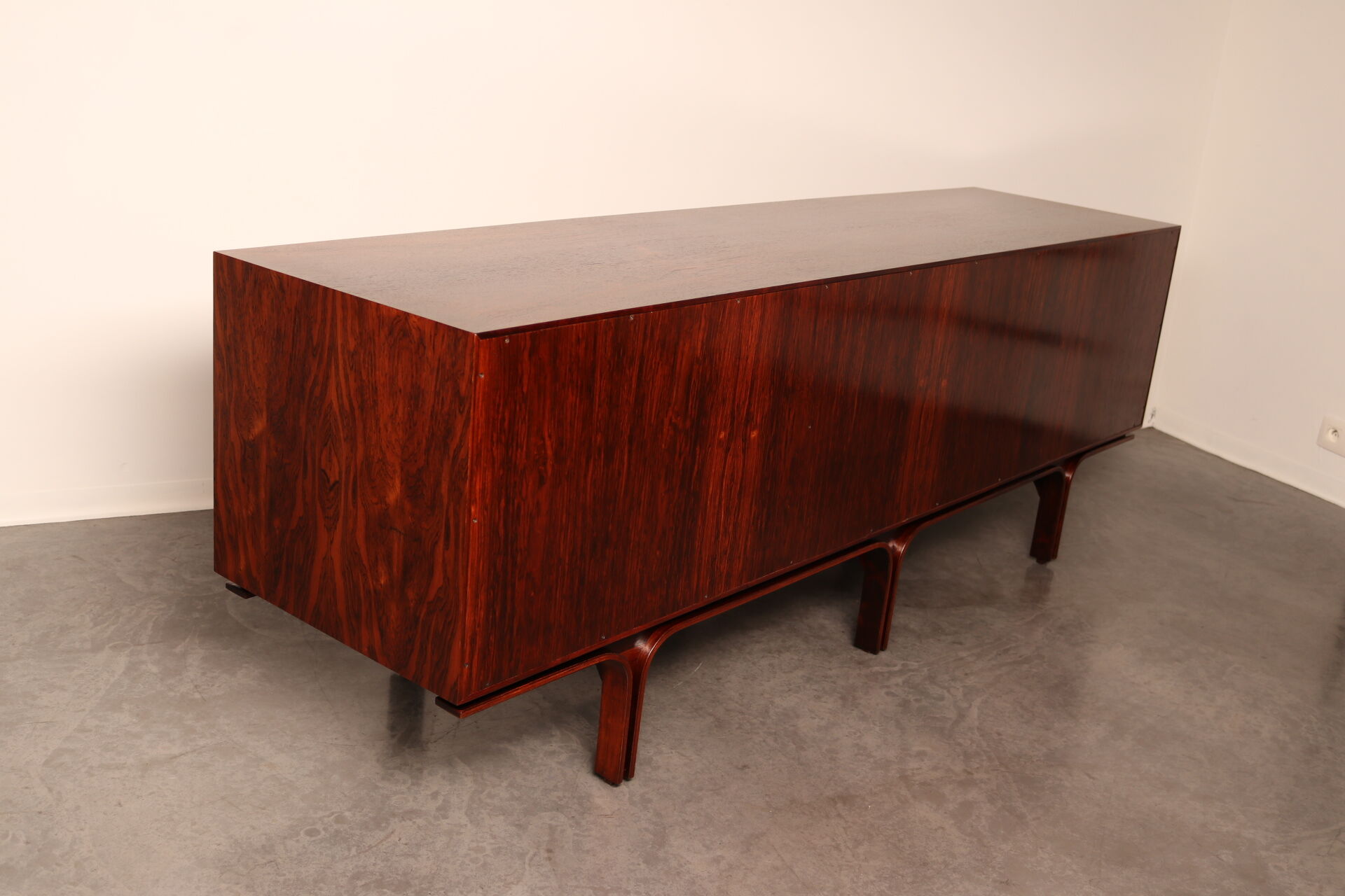 Sideboard in rio-rosewood by Gianfranco Frattini for Bernini - Italy - 1960's