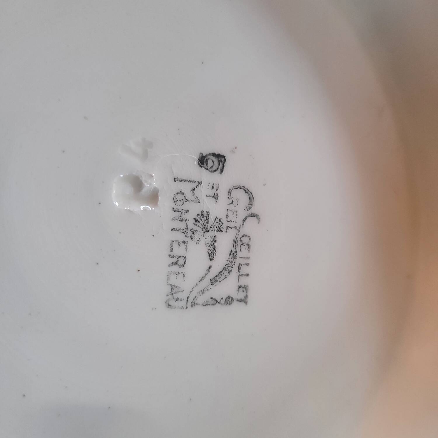 Creil & Montereau fruit bowl, 1930