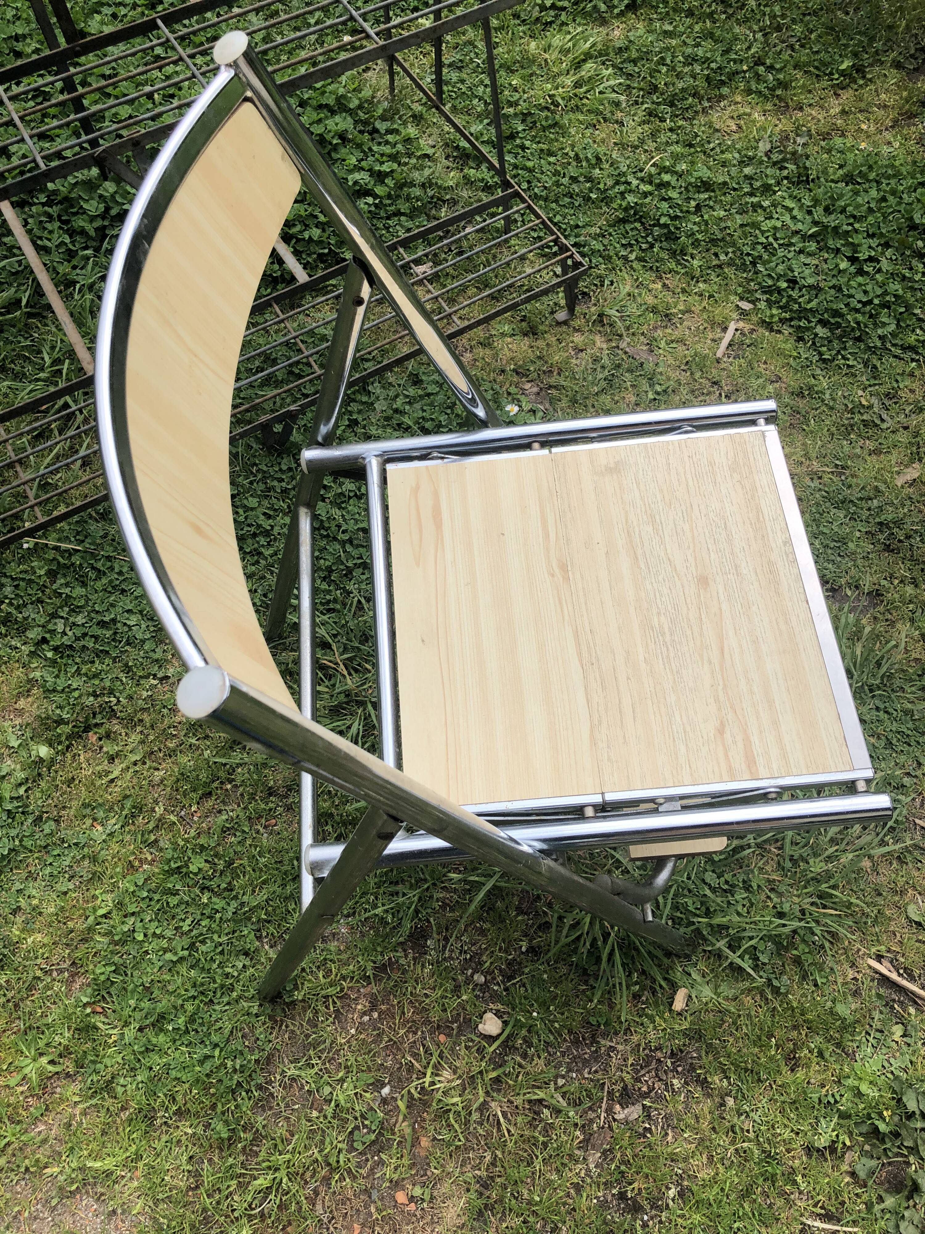 Formica stepleau chair