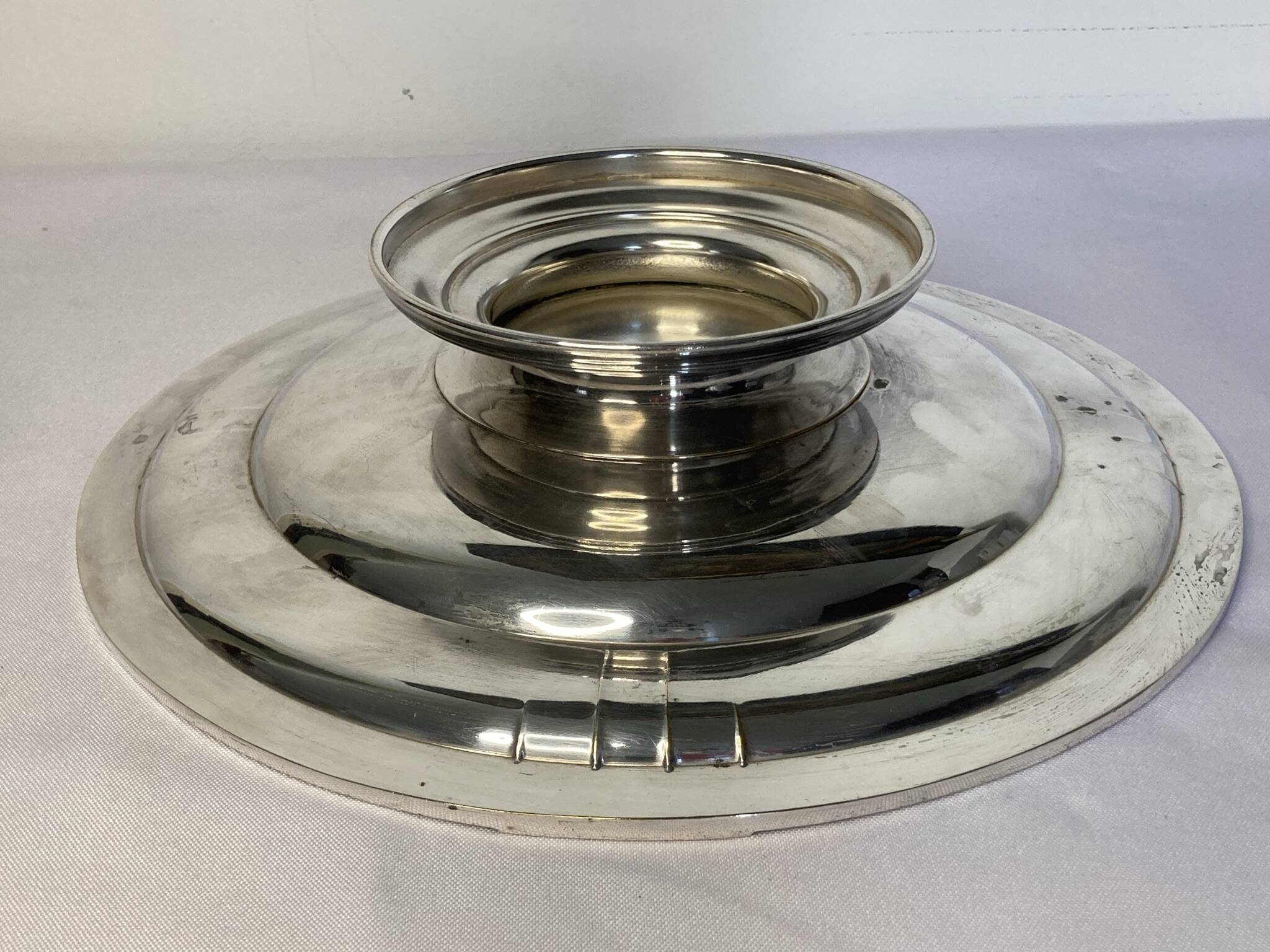 Art Deco silver-plated metal tray on pedestal, circa 1930