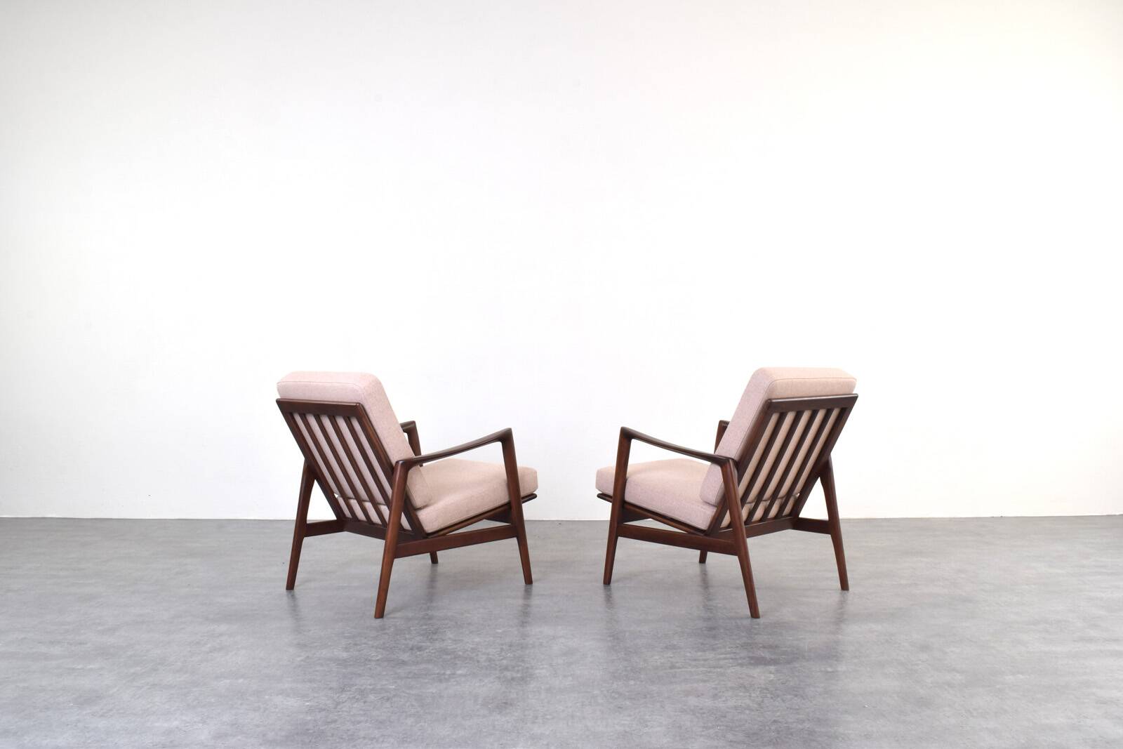 Stefan Mid-Century armchairs, 1960s, set of 2