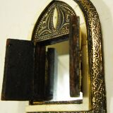 Mirror with oriental window in repelled brass, wood & bone