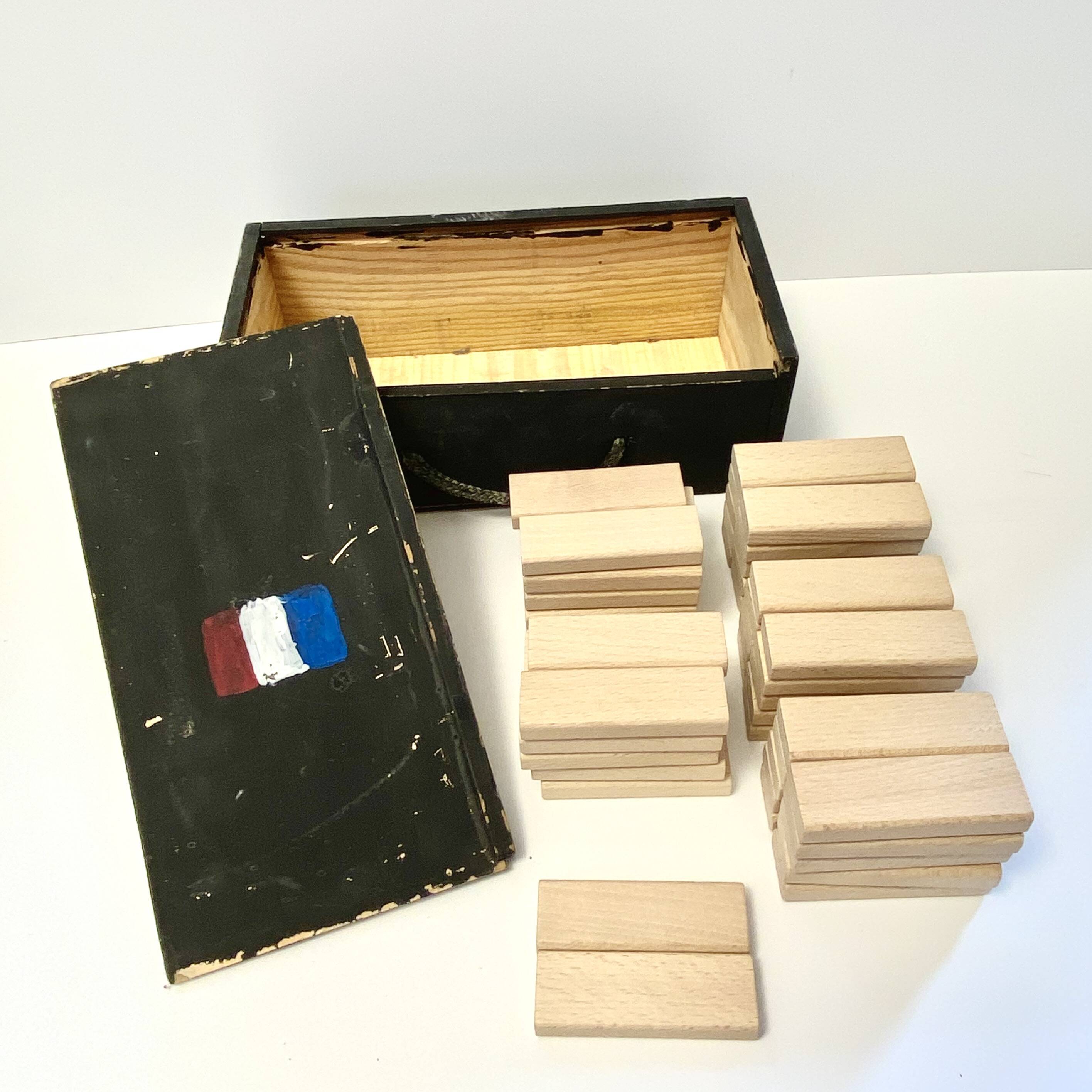 Old wooden construction game in its carrying case - 52 pieces
