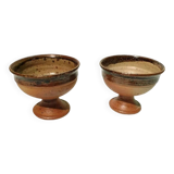 2 glazed stoneware bowls
