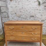 Old chest of drawers