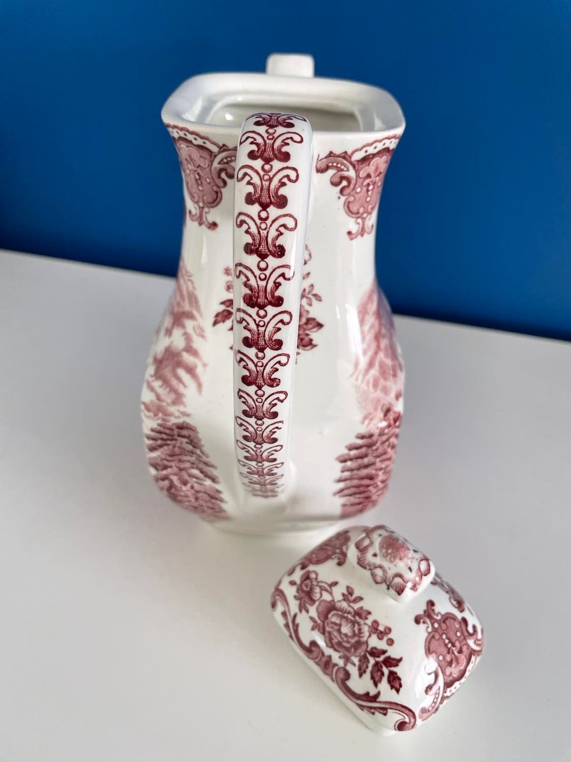 English porcelain tea maker royal homes of britain enoch wedgood tunstall