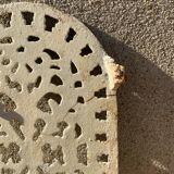 Old oval enamelled cast iron trifle soap holder