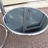 Round coffee table in glass and vintage chrome