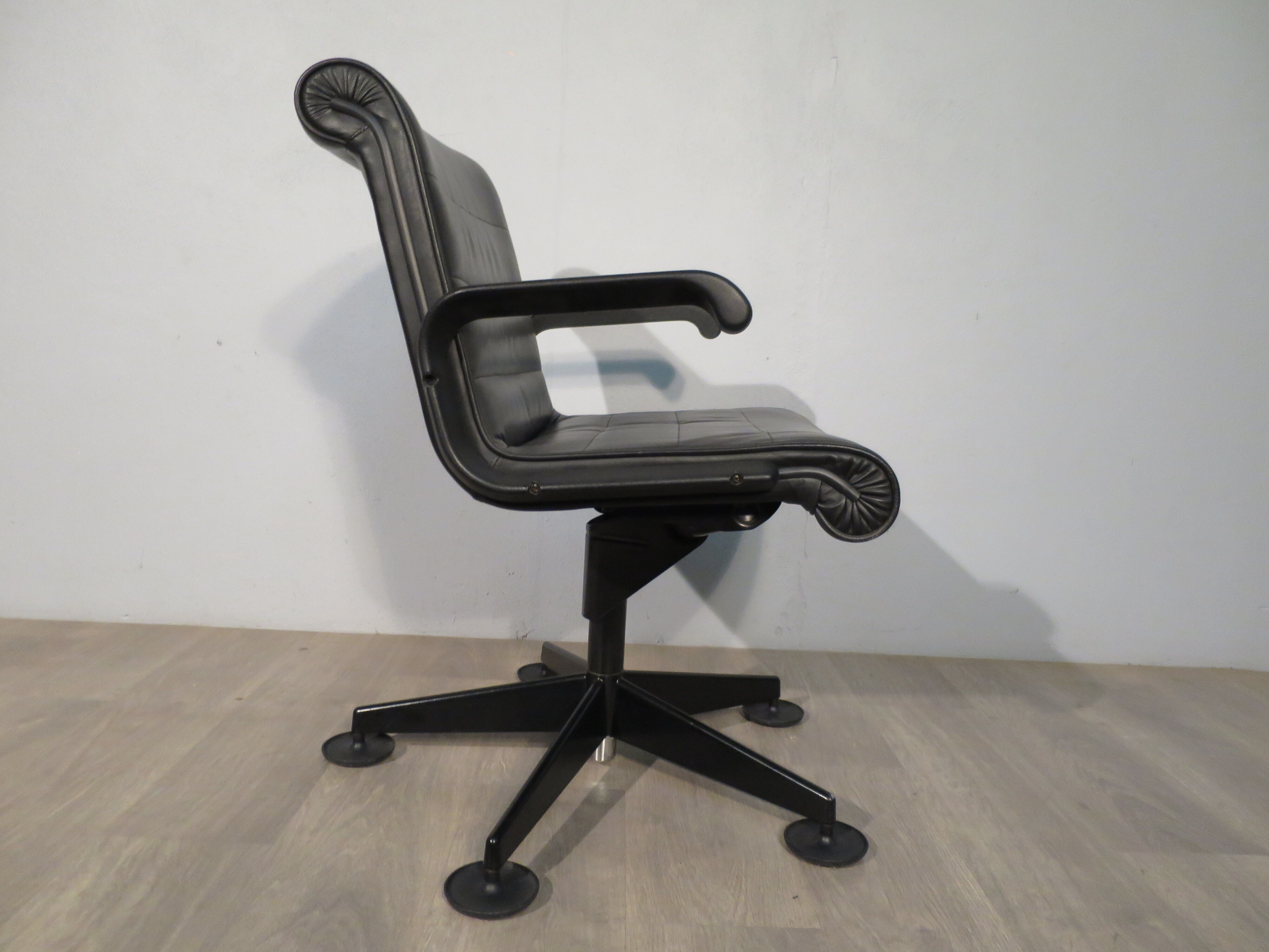 Richard Sapper armchair edited by Knoll